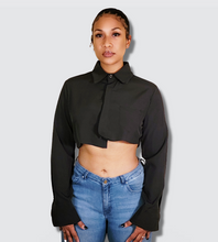 Load image into Gallery viewer, RYANN BLACK CROP BLOUSE