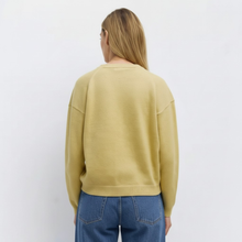 Load image into Gallery viewer, SUTTON KNIT SWEATER
