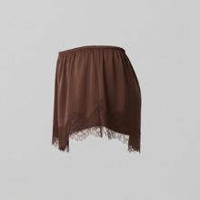 Load image into Gallery viewer, BIRDIE LACE-TRIM SHORTS
