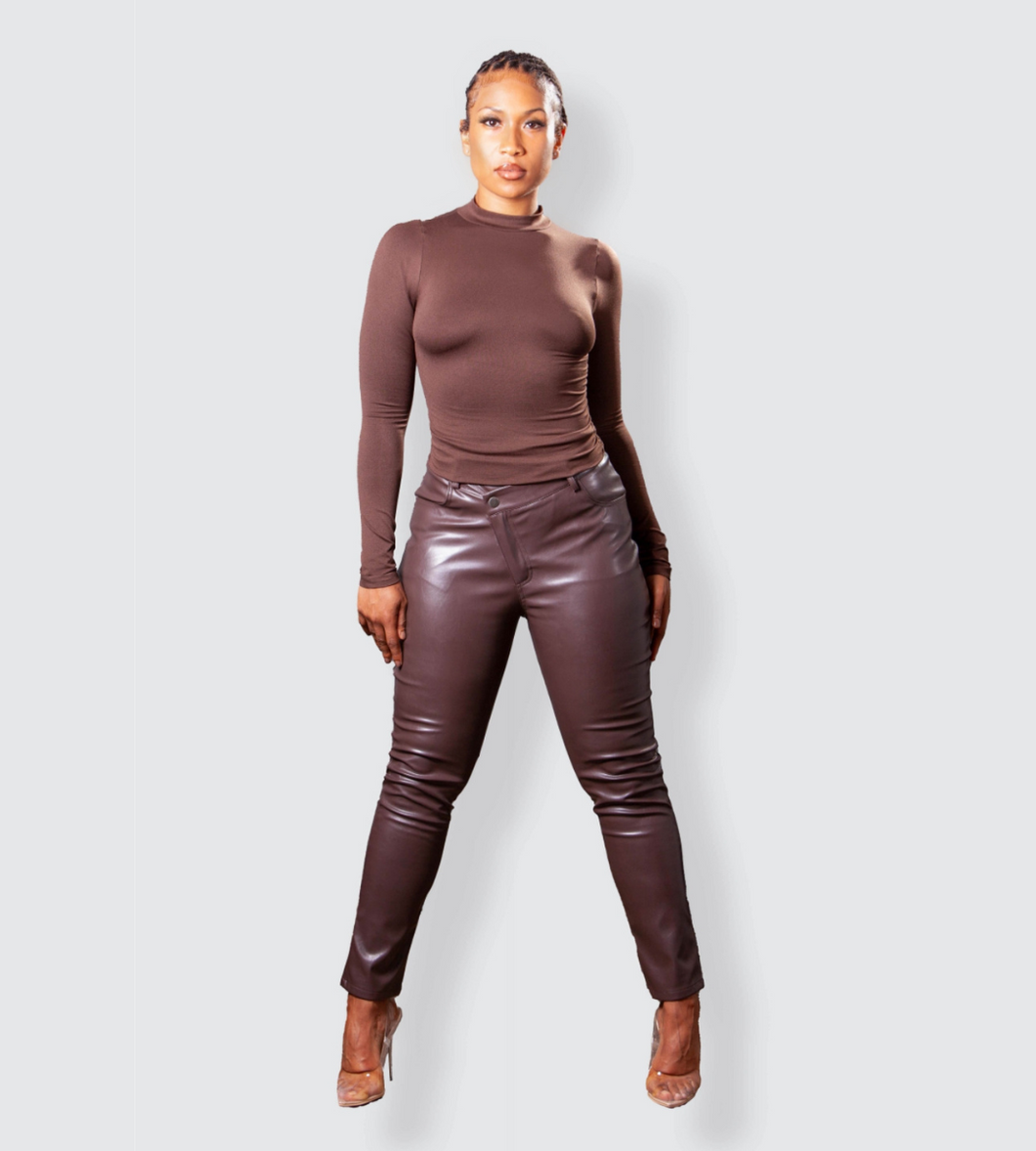 AVA CHOCOLATE MOCK NECK TOP